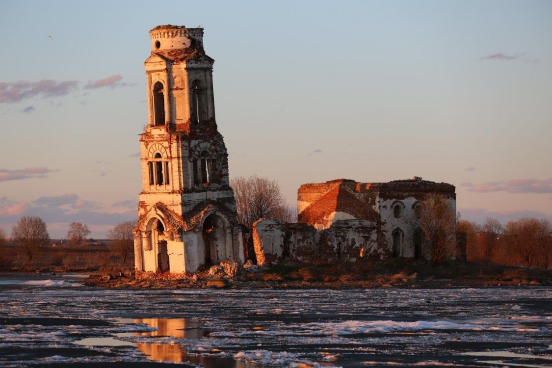 Шексна. Церковь Рождества Христова в Запогостье. фасады