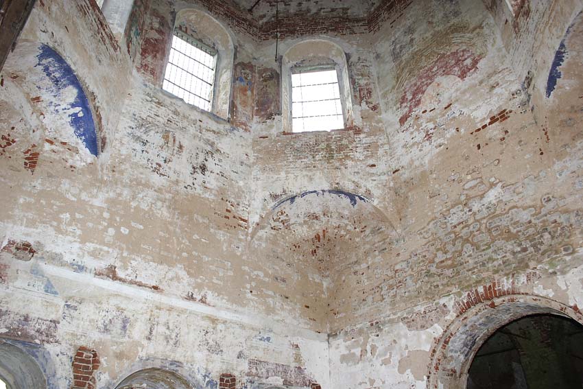 Церковь Казанской иконы Божией Матери, Филиппово (Большесельский район, Ярославская область). интерьер и убранство