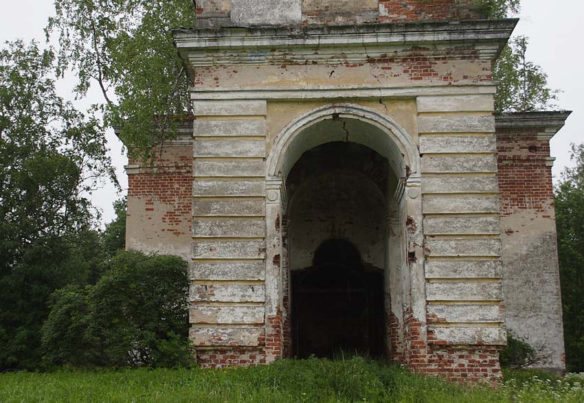Церковь Казанской иконы Божией Матери, Филиппово (Большесельский район, Ярославская область). архитектурные детали