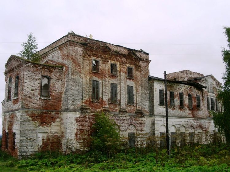 Церковь Михаила Архангела, Гам (Усть-Вымский район, Республика Коми). фасады, вид с северо-востока