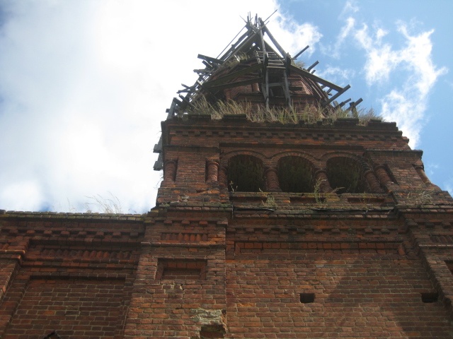 Церковь Троицы Живоначальной (новая), Варваренки (Бабынинский район, Калужская область). архитектурные детали