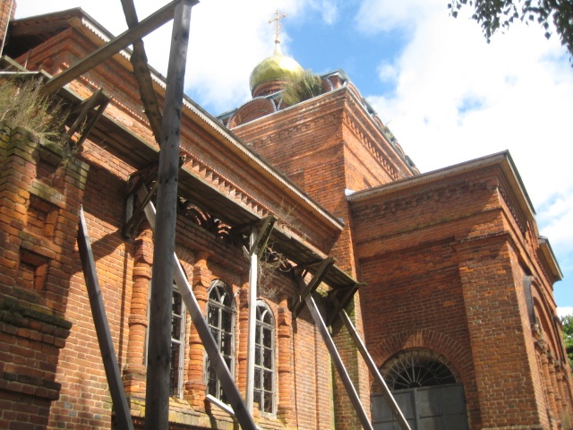 Церковь Троицы Живоначальной (новая), Варваренки (Бабынинский район, Калужская область). архитектурные детали