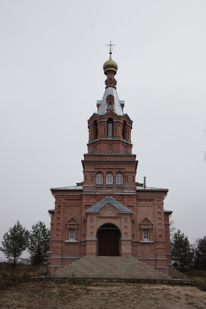 Церковь Троицы Живоначальной (новая), Варваренки (Бабынинский район, Калужская область). фасады