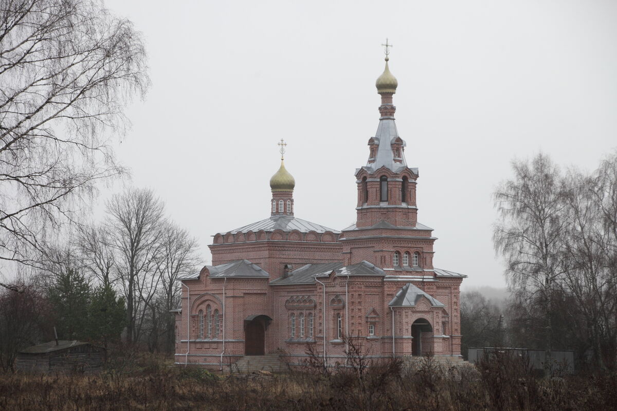Церковь Троицы Живоначальной (новая), Варваренки (Бабынинский район, Калужская область). фасады