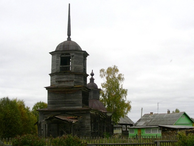 Церковь Николая Чудотворца, Вёздино (Усть-Вымский район, Республика Коми). фасады, вид с юго-запада