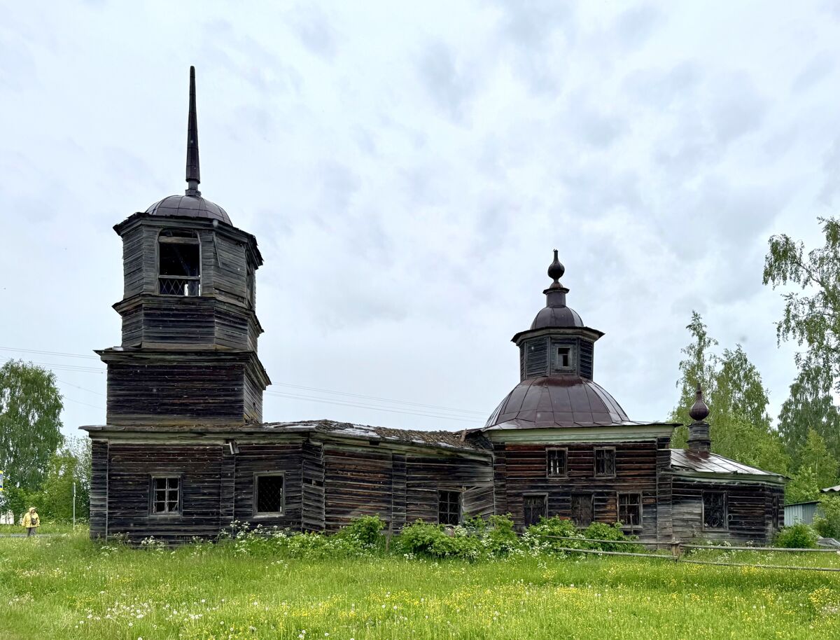 Церковь Николая Чудотворца, Вёздино (Усть-Вымский район, Республика Коми). фасады, Вид с юга