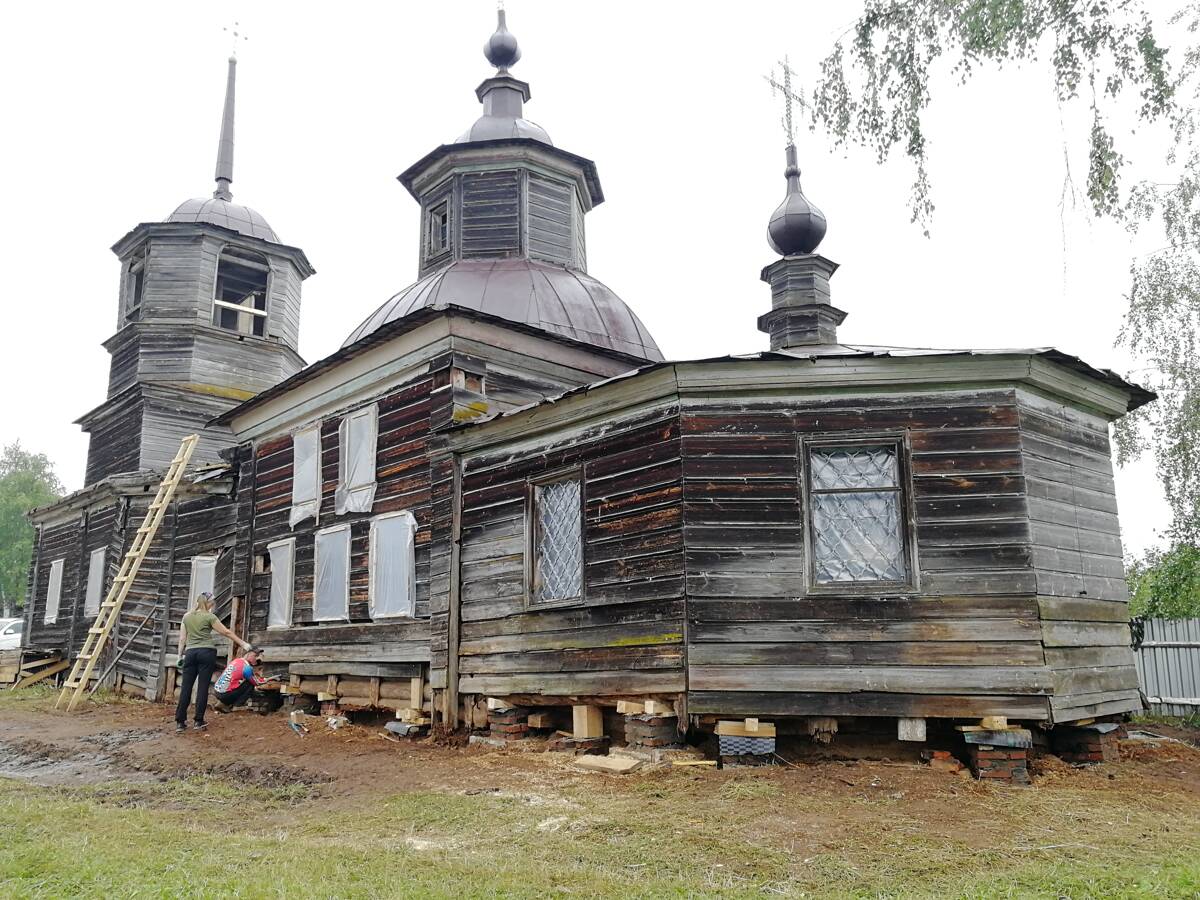 Церковь Николая Чудотворца, Вёздино (Усть-Вымский район, Республика Коми). фасады