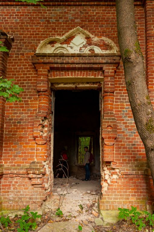 Липово. Церковь Владимирской иконы Божией Матери, быв. Богородице-Владимирской женской пустыни. архитектурные детали