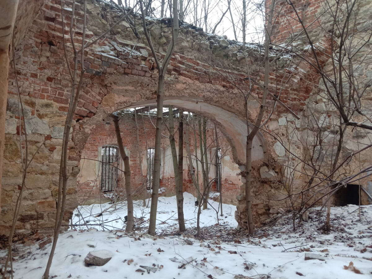 Церковь Николая Чудотворца, Ровки 1-е (Щёкинский район, Тульская область). архитектурные детали