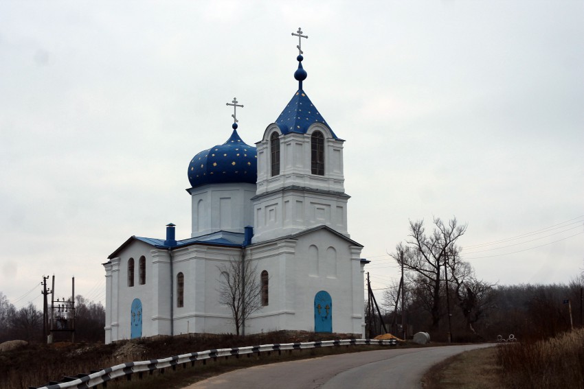 Церковь Смоленской иконы Божией Матери, Бредихино 1-е (Чернский район, Тульская область). фасады
