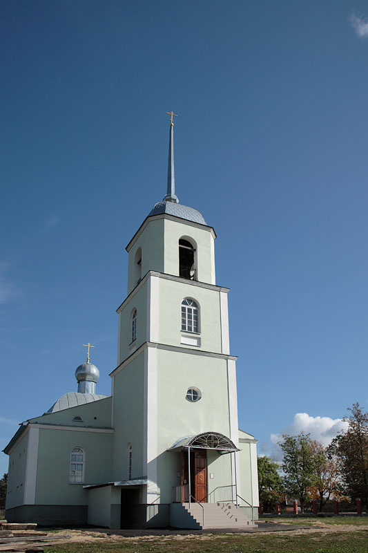 Церковь Космы и Дамиана, Думиничи (Думиничский район, Калужская область). фасады