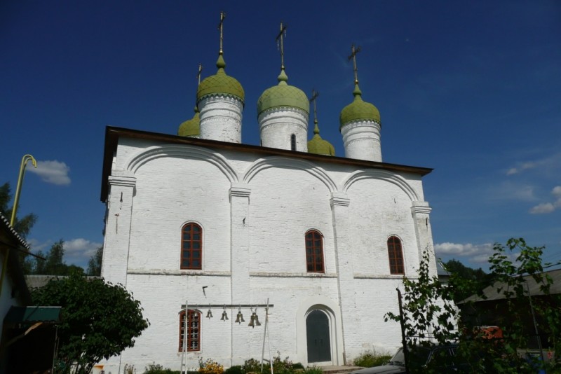 Лебедянь. Троицкий монастырь. Собор Троицы Живоначальной. фасады