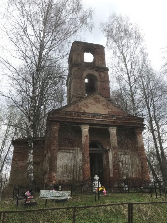 Церковь Николая Чудотворца, Грибны (Удомельский городской округ, Тверская область). фасады