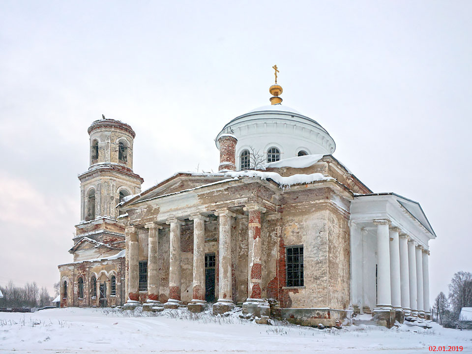 Церковь Введения во храм Пресвятой Богородицы, Козлово (Спировский район, Тверская область). фасады