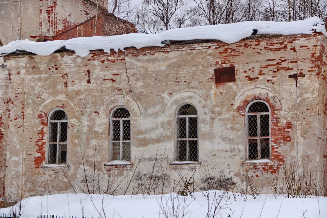Церковь Успения Пресвятой Богородицы, Баскаки (Весьегонский район, Тверская область). архитектурные детали