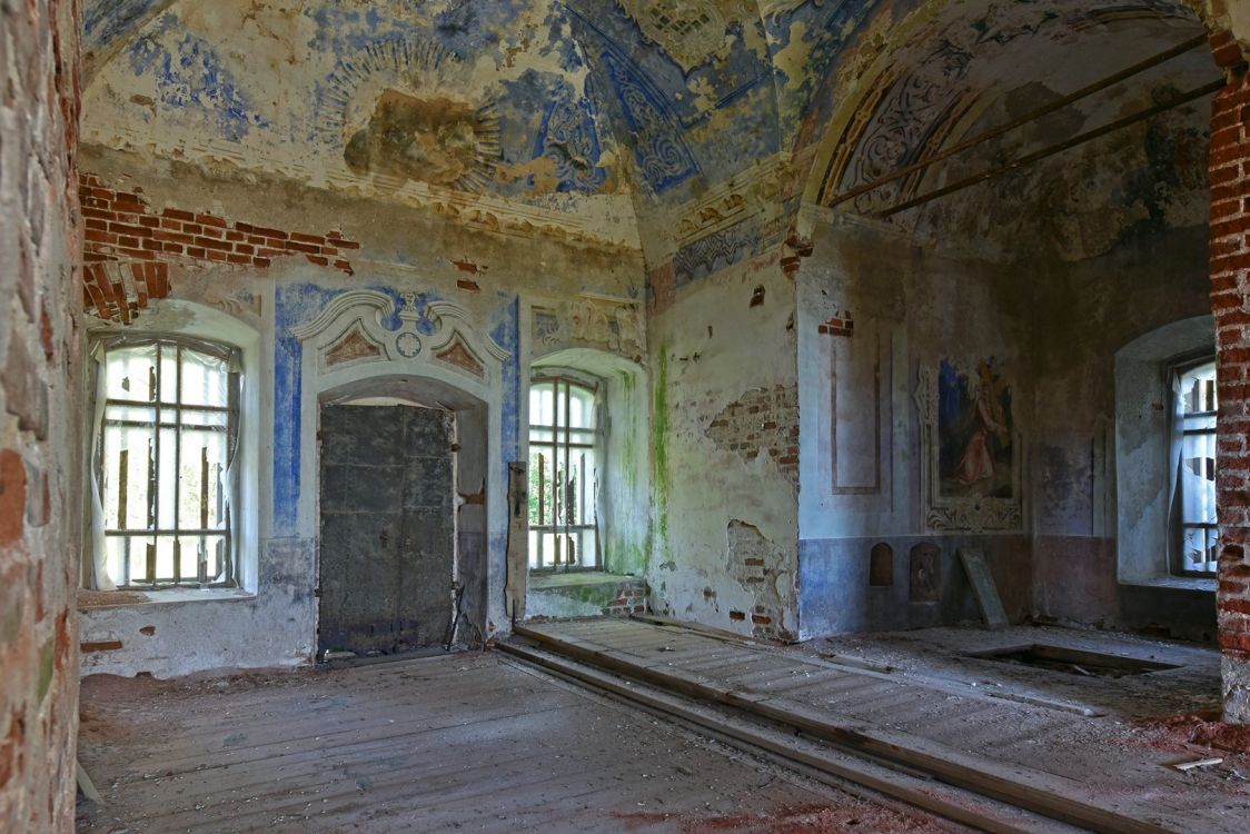 Церковь Вознесения Господня, Михайловское (Лесной район, Тверская область). интерьер и убранство, Северо-восточная сторона северного придела