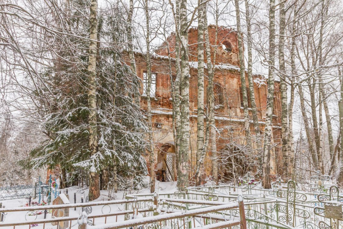 Церковь Георгия Победоносца, Глубокое (Вышневолоцкий район и г. Вышний Волочёк, Тверская область). фасады