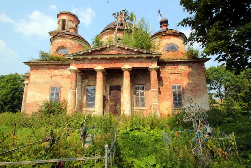 Церковь Михаила Архангела, Фёдово (Вышневолоцкий район и г. Вышний Волочёк, Тверская область). фасады