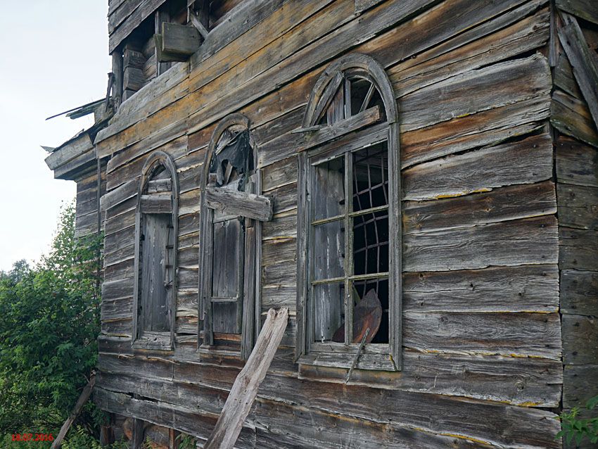 Церковь Казанской иконы Божией Матери, Сельцо-Карельское (Удомельский городской округ, Тверская область). архитектурные детали