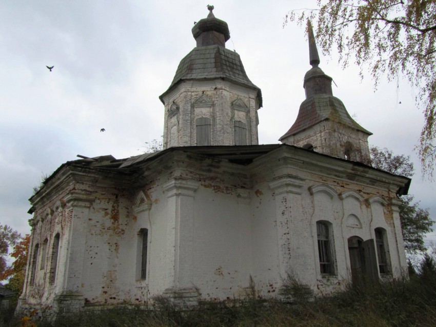 Церковь Вознесения Господня, Михайловское (Лесной район, Тверская область). фасады, вид с северо-востока