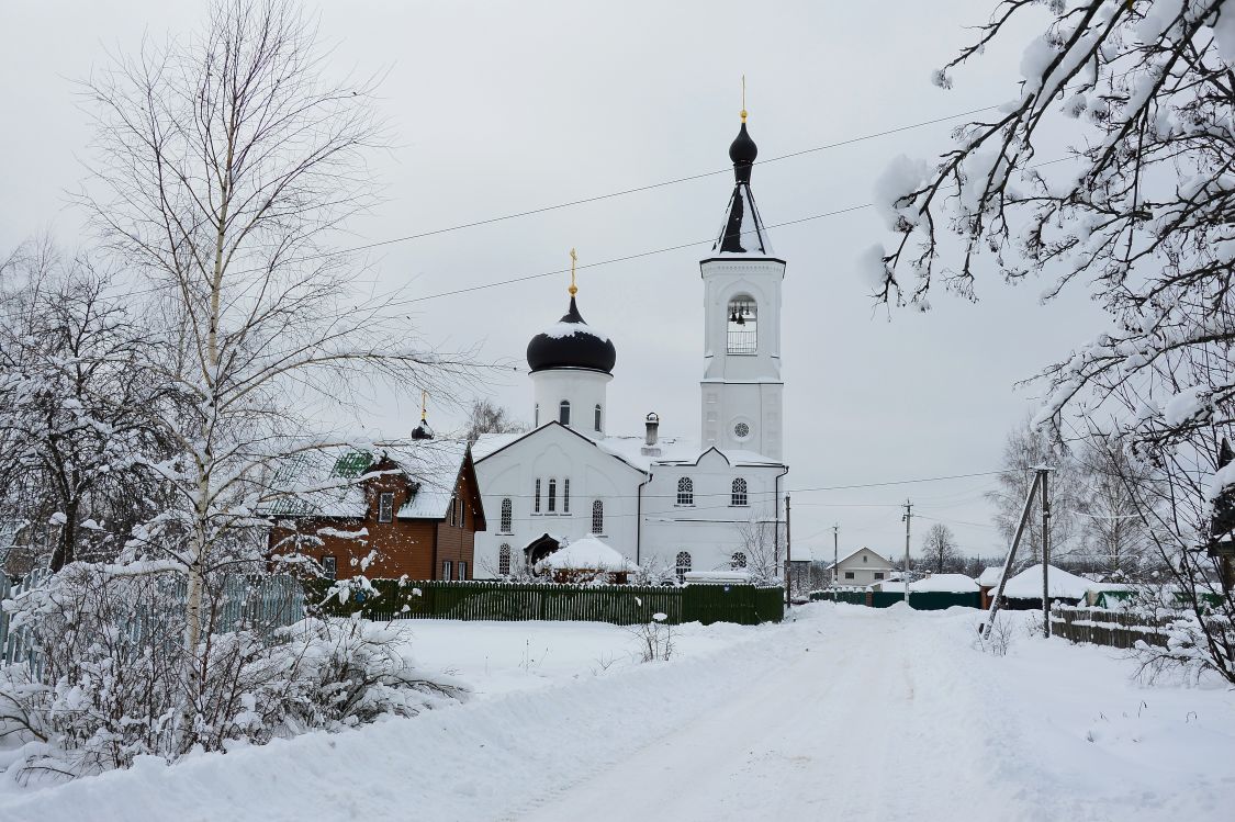 Устьяново. Церковь Николая Чудотворца. общий вид в ландшафте