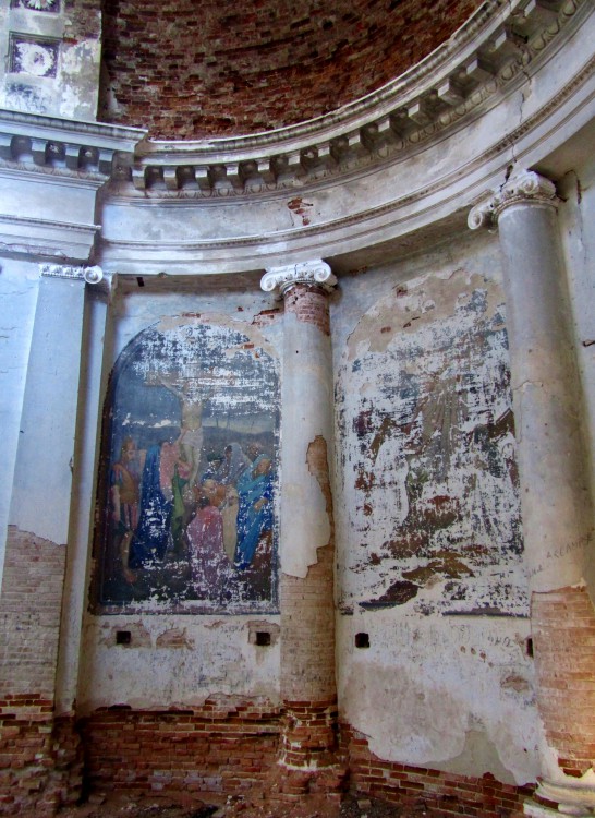 Пятино. Церковь Троицы Живоначальной. интерьер и убранство, декор западной части храма