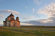Церковь Троицы Живоначальной, Общий вид с севера на закате<br>, Пятино, Инзенский район, Ульяновская область