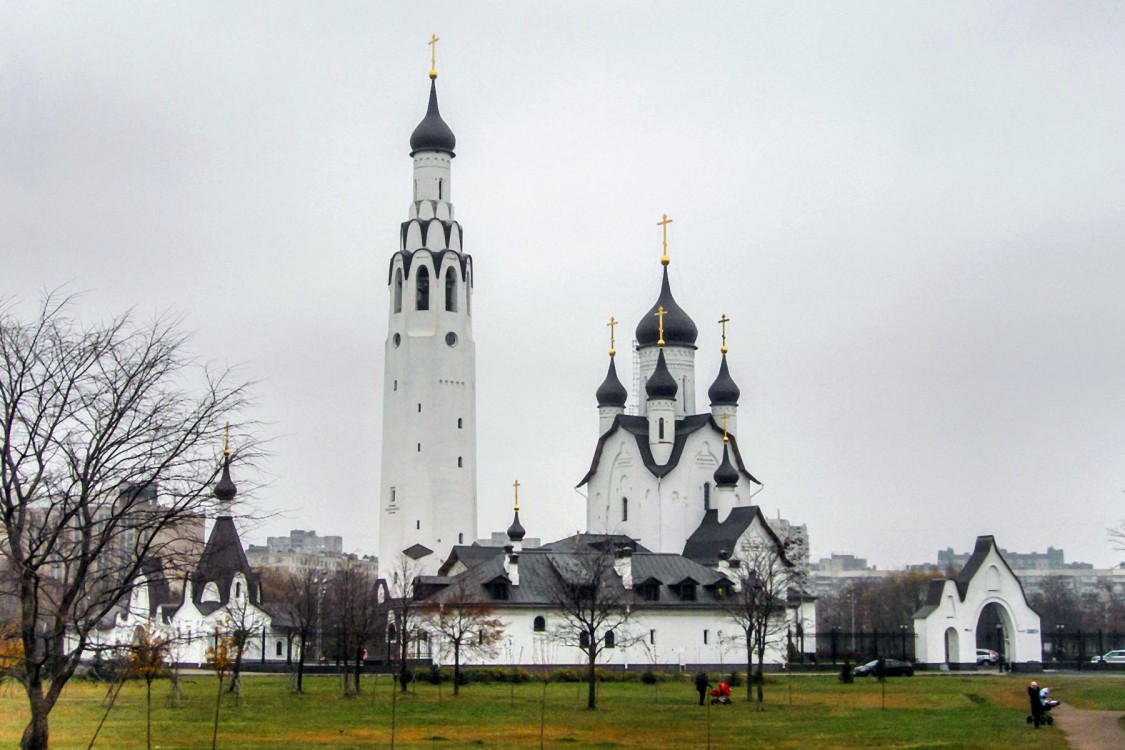 Невский район. Церковь Петра апостола. фасады