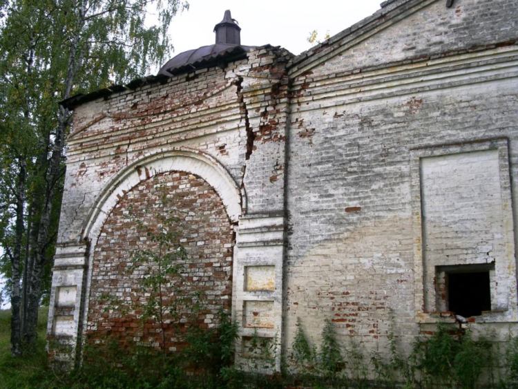 Церковь Преображения Господня, Чакула (Рябово) (Ленский район, Архангельская область). фасады, паперть, вид с юга