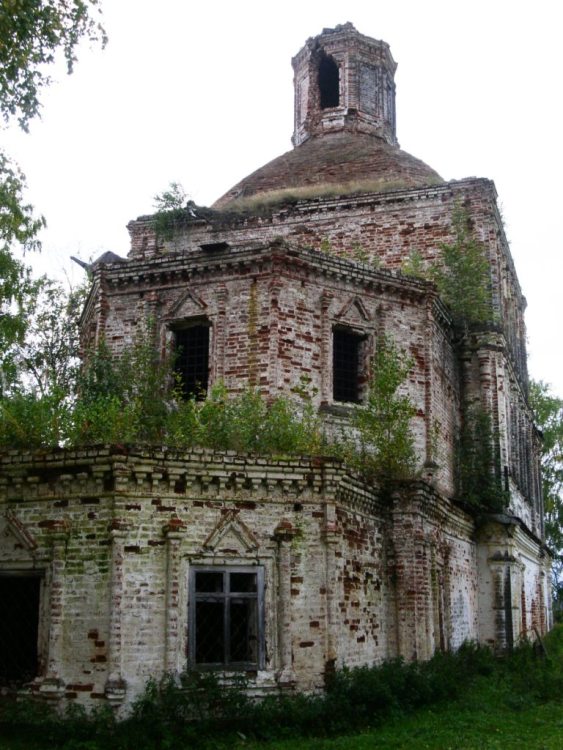 Чакула (Рябово). Церковь Спаса Преображения. фасады, вид с северо-востока