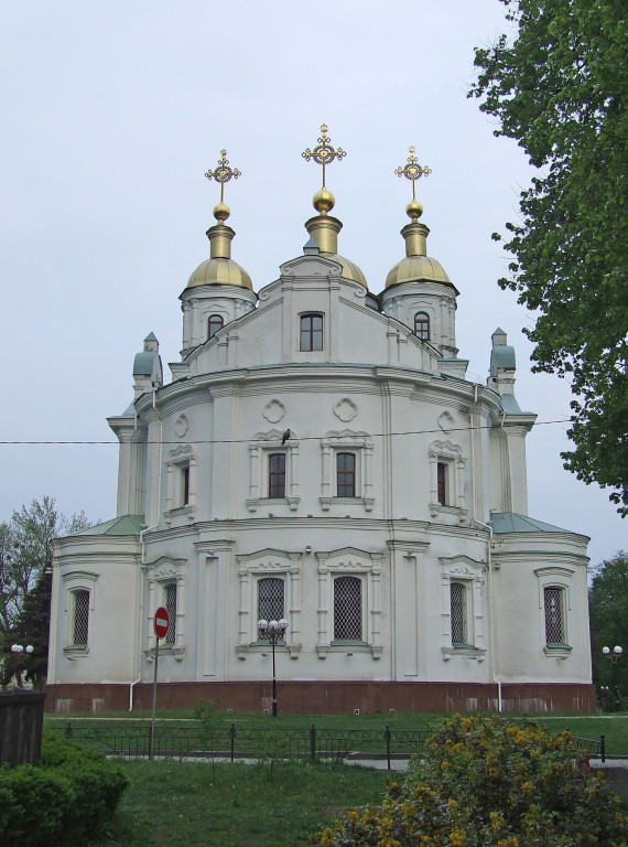 Полтава. Кафедральный собор Успения Пресвятой Богородицы. фасады