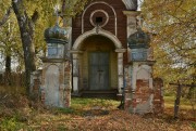 Церковь Троицы Живоначальной, Западное крыльцо и ворота церковной ограды<br>, Осиновка, Гагинский район, Нижегородская область