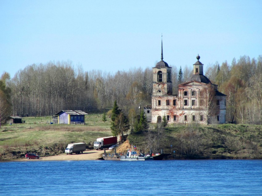 Урдома (Бережная). Церковь Воскресения Христова. фасады, вид с юга