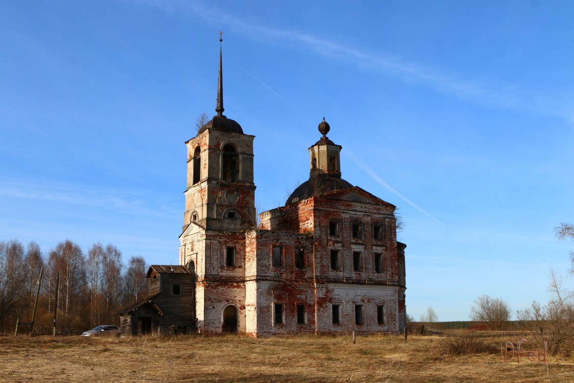 Церковь Воскресения Христова, Урдома (Бережная) (Ленский район, Архангельская область). фасады