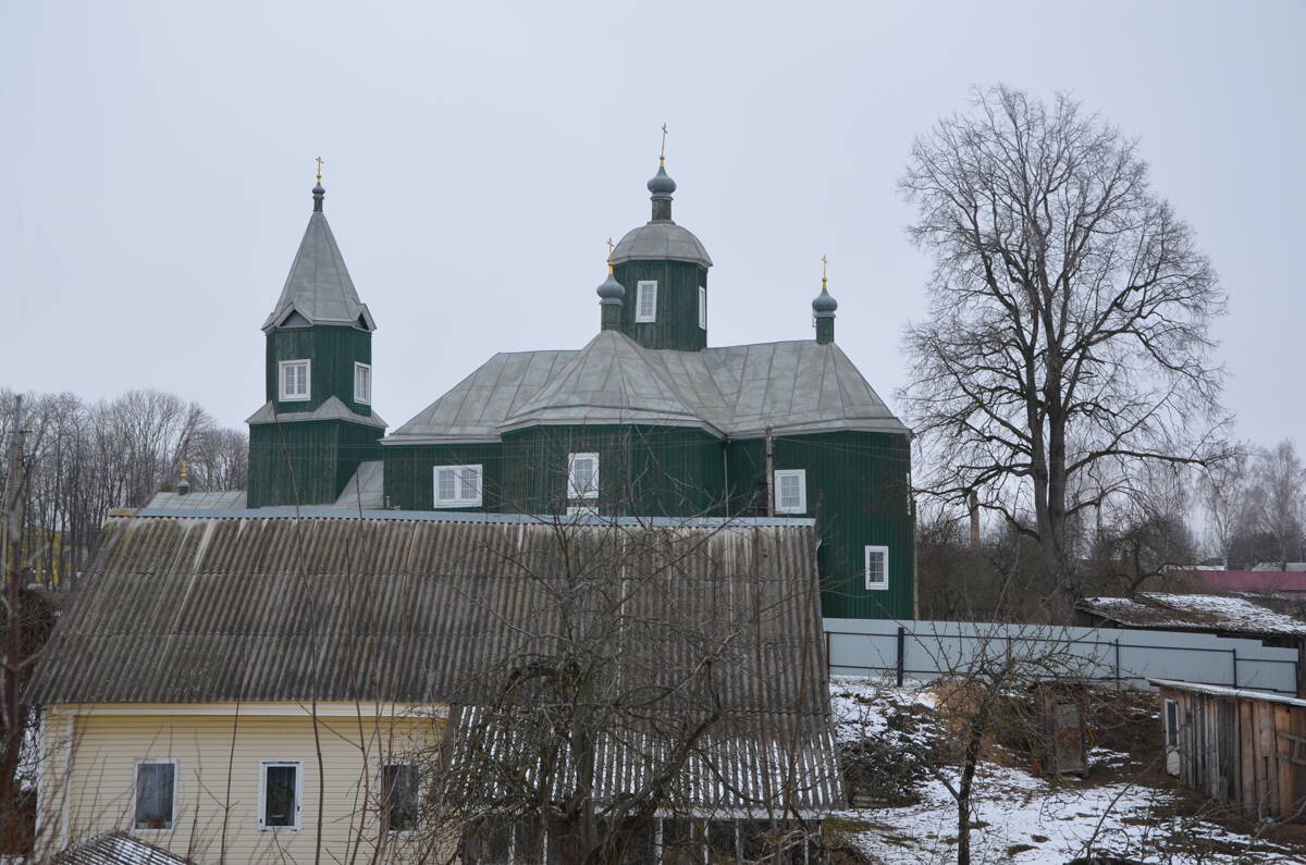 Церковь Бориса и Глеба, Хиславичи (Хиславичский район, Смоленская область). фасады, Вид с Ржецкой горы