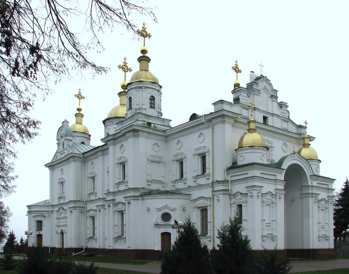Полтава. Кафедральный собор Успения Пресвятой Богородицы. фасады
