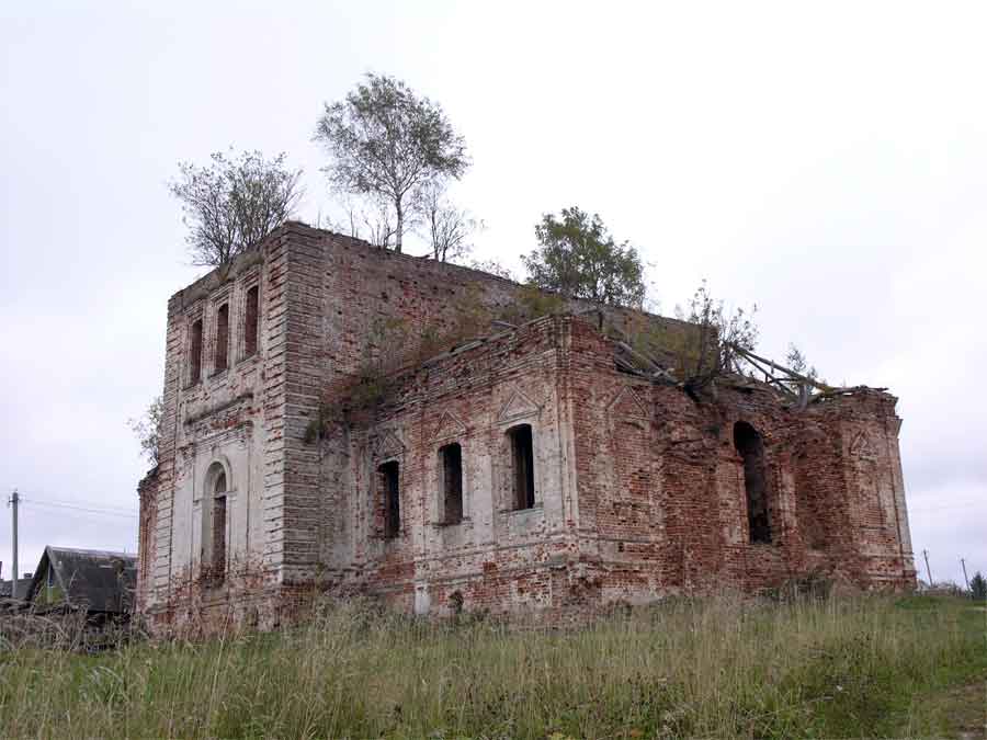 Церковь Троицы Живоначальной, Пятиусово (Западнодвинский район, Тверская область). фасады