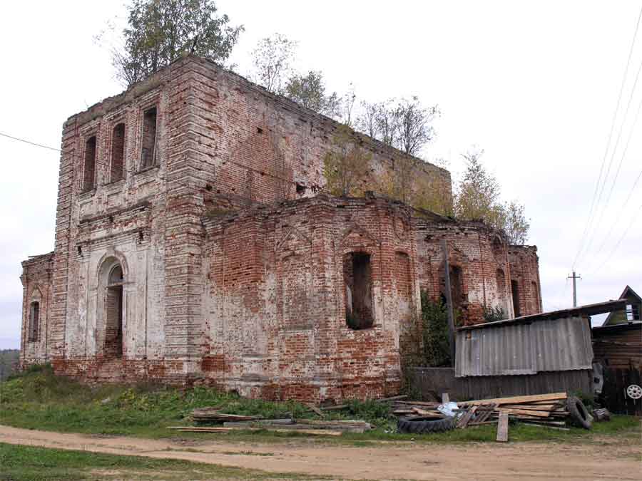 Церковь Троицы Живоначальной, Пятиусово (Западнодвинский район, Тверская область). фасады