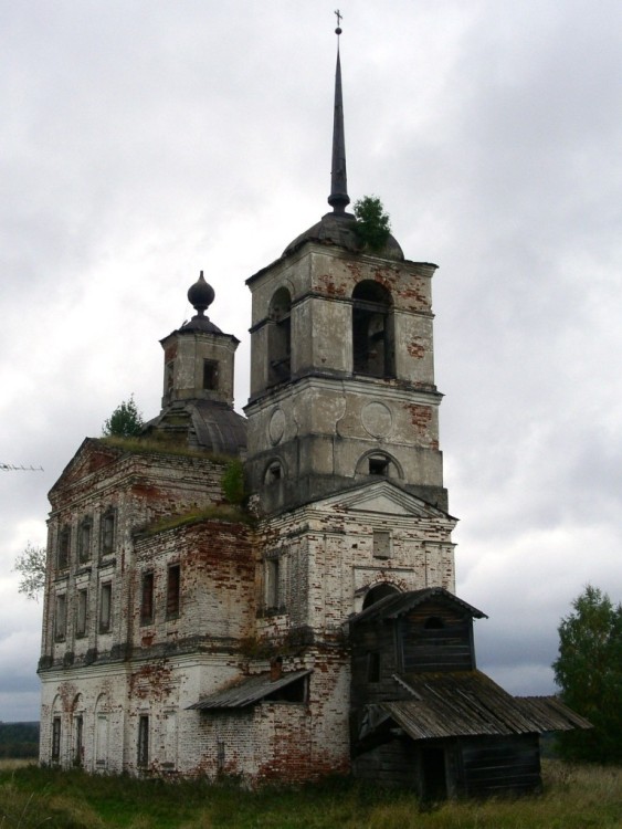 Церковь Воскресения Христова, Урдома (Бережная) (Ленский район, Архангельская область). фасады, вид с северо-запада