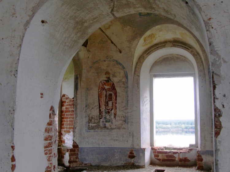 Церковь Воскресения Христова, Урдома (Бережная) (Ленский район, Архангельская область). интерьер и убранство, алтарь верхней церкви