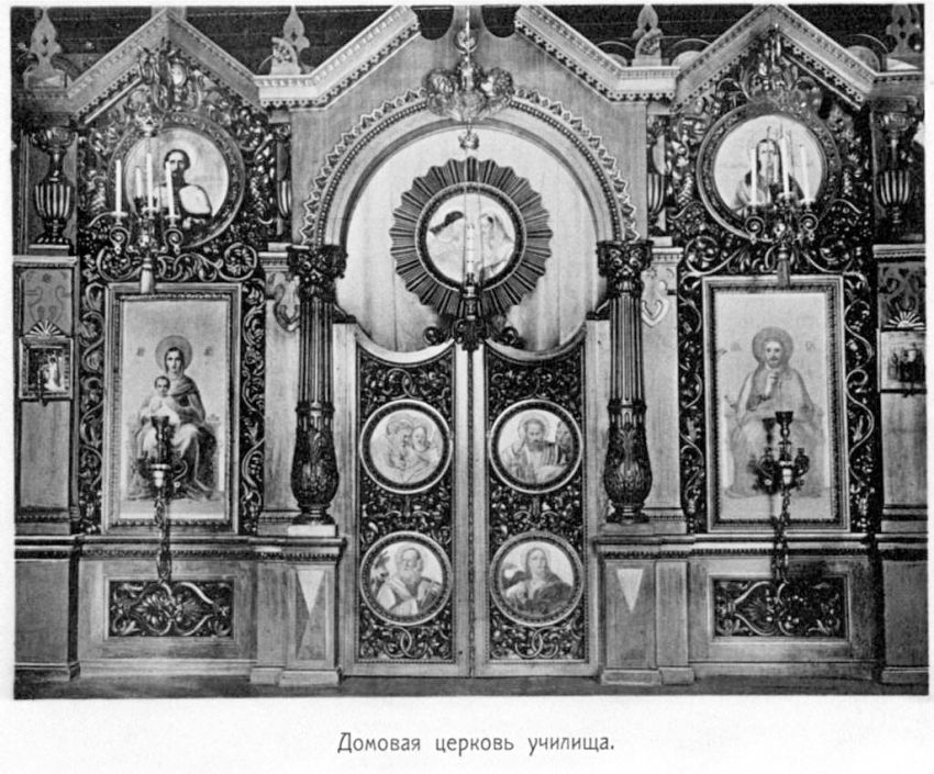 Церковь Петра и Павла при Санкт-Петербургской Николаевской инженерной академии и училище, Центральный район (Санкт-Петербург, г. Санкт-Петербург). архивная фотография, фото с сайта pastvu.com