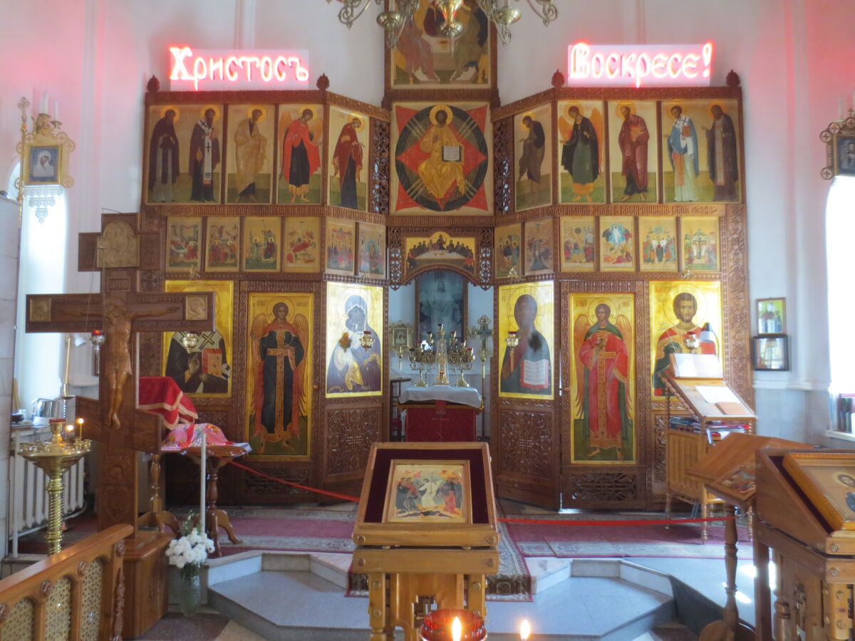 Церковь Евгения мученика, Новосибирск (Новосибирск, город, Новосибирская область). интерьер и убранство