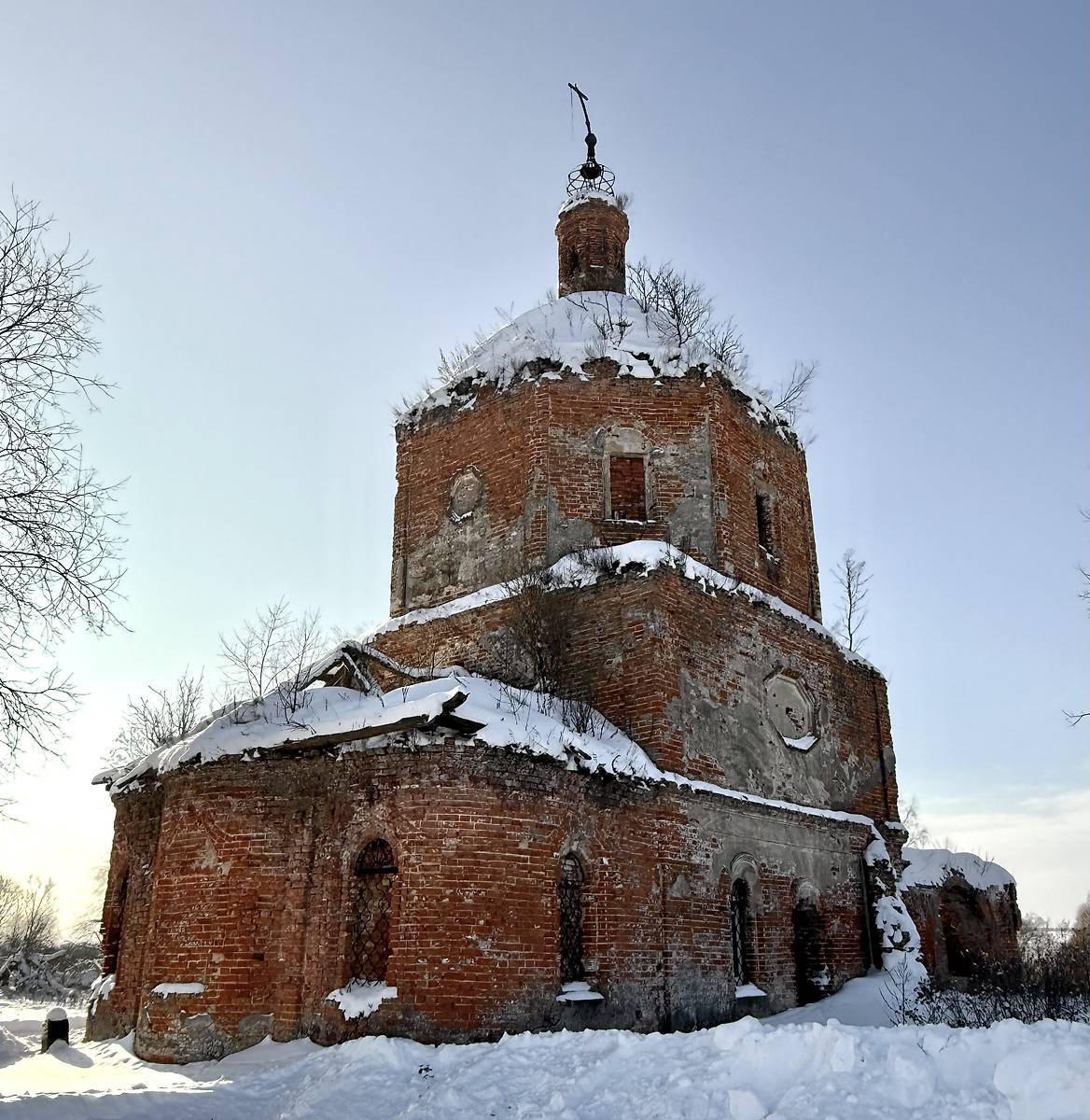 Вид с северо-востока, фасады. Церковь Николая Чудотворца, Гришово (Бабынинский район, Калужская область)