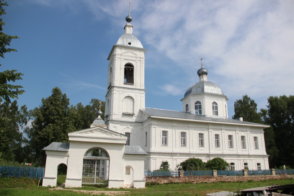 Церковь Воскресения Христова, Воскресенское (Лацковский с/о) (Некоузский район, Ярославская область). фасады