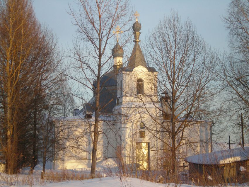 Покровское. Церковь Покрова Пресвятой Богородицы. фасады