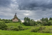 Церковь Николая Чудотворца, Общий вид с востока от моста через реку Шошу<br>, Гурьево-Воскресенское, Старицкий район, Тверская область