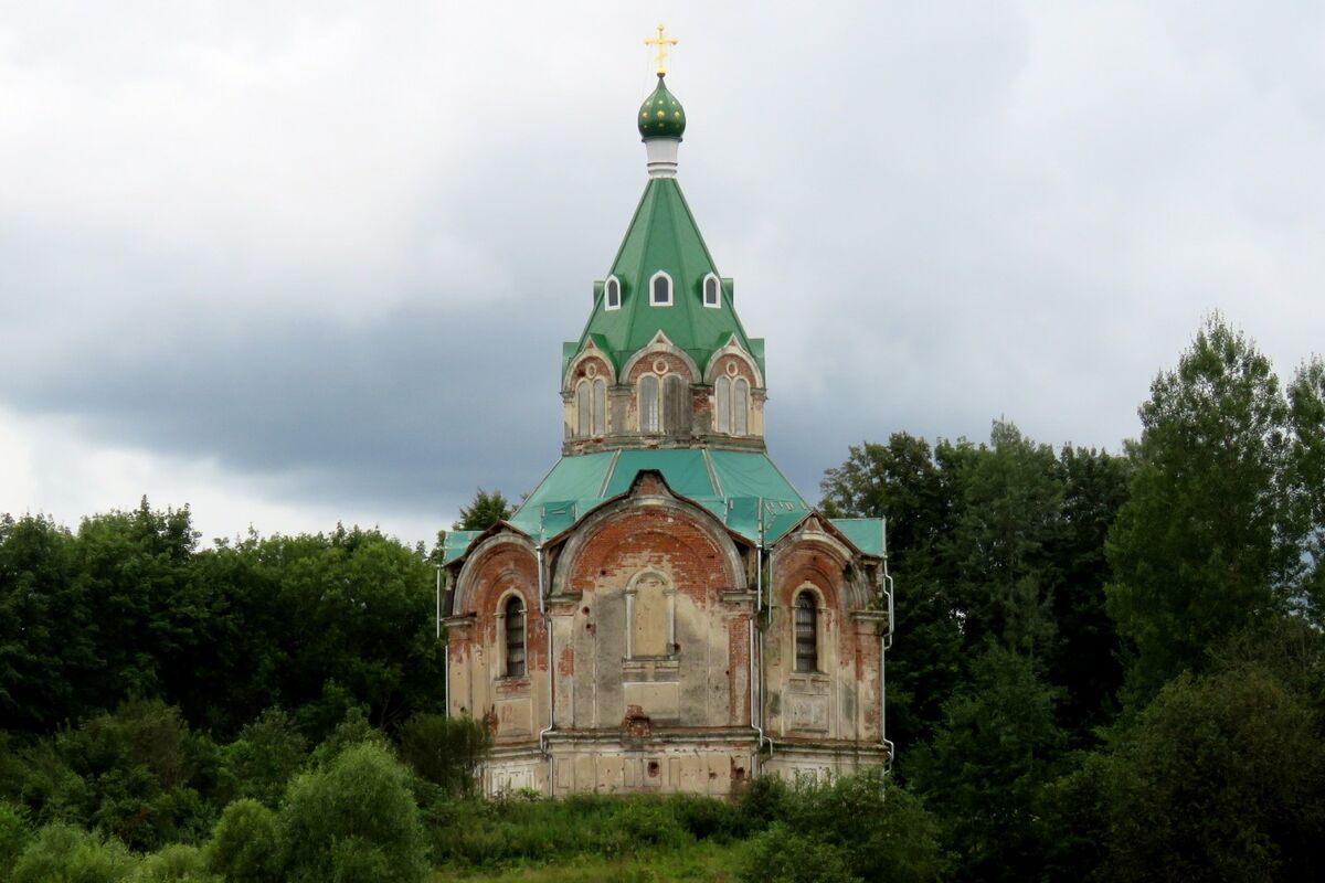 Церковь Николая Чудотворца, Гурьево-Воскресенское (Старицкий район, Тверская область). фасады