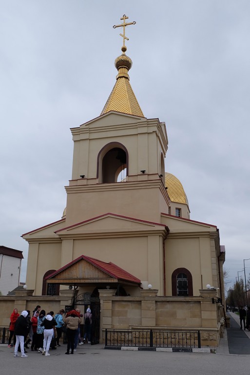 Грозный. Церковь Михаила Архангела. фасады