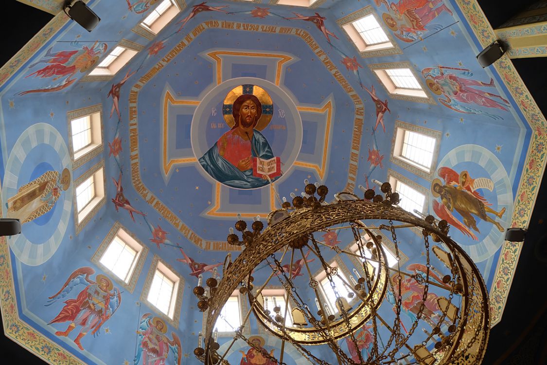 Церковь Михаила Архангела, Грозный (Грозный, город, Республика Чечня). интерьер и убранство