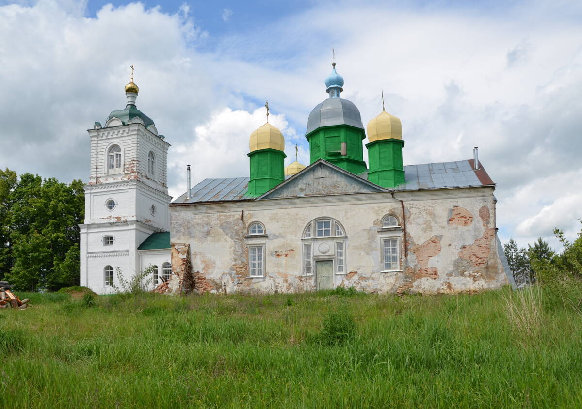 Церковь Троицы Живоначальной, Микулино (Руднянский район, Смоленская область). фасады